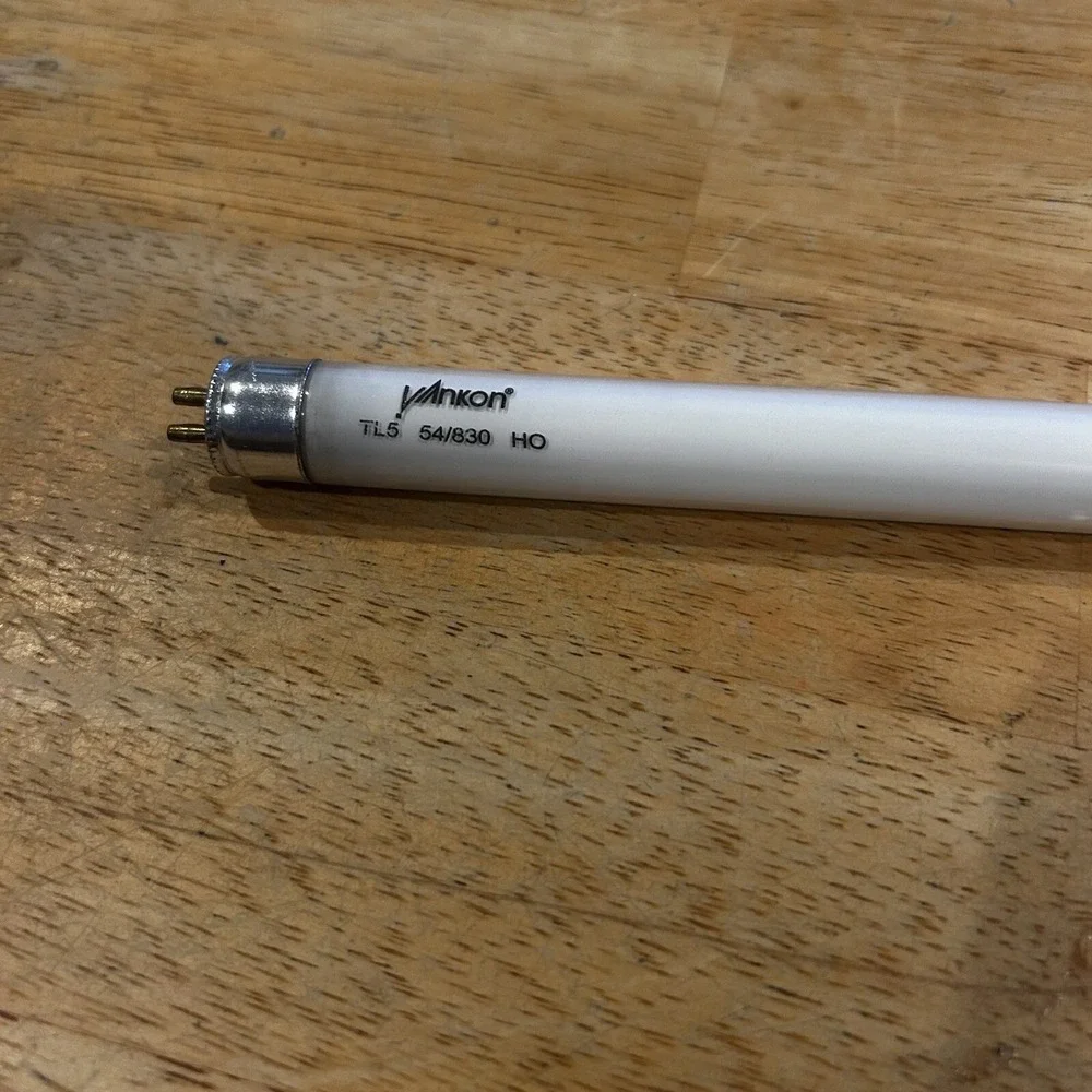 Fluorescent‎ F54T5/830/HO, 54 Watt, 46